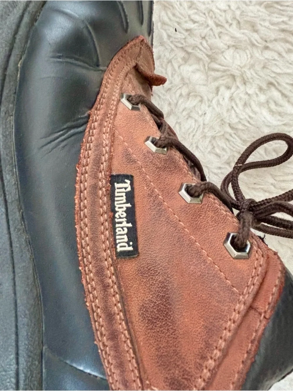Timberland Brown and Black Genuine leather Lace-Up Chukka Boots Size 9 M